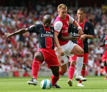 篮球技巧教学篮球直播篮球如何正确防守.