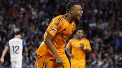 首届亚洲及大洋洲室内跳伞锦标赛在渝举行.