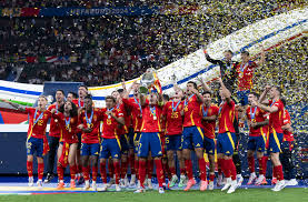 2025男子冰壶世锦赛循环赛，中国队发挥出色，以8比7战胜奥地利.